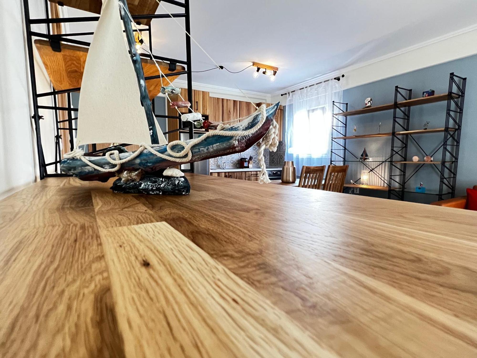 Steel & Oak Vintage Apartments 카발라 외부 사진
