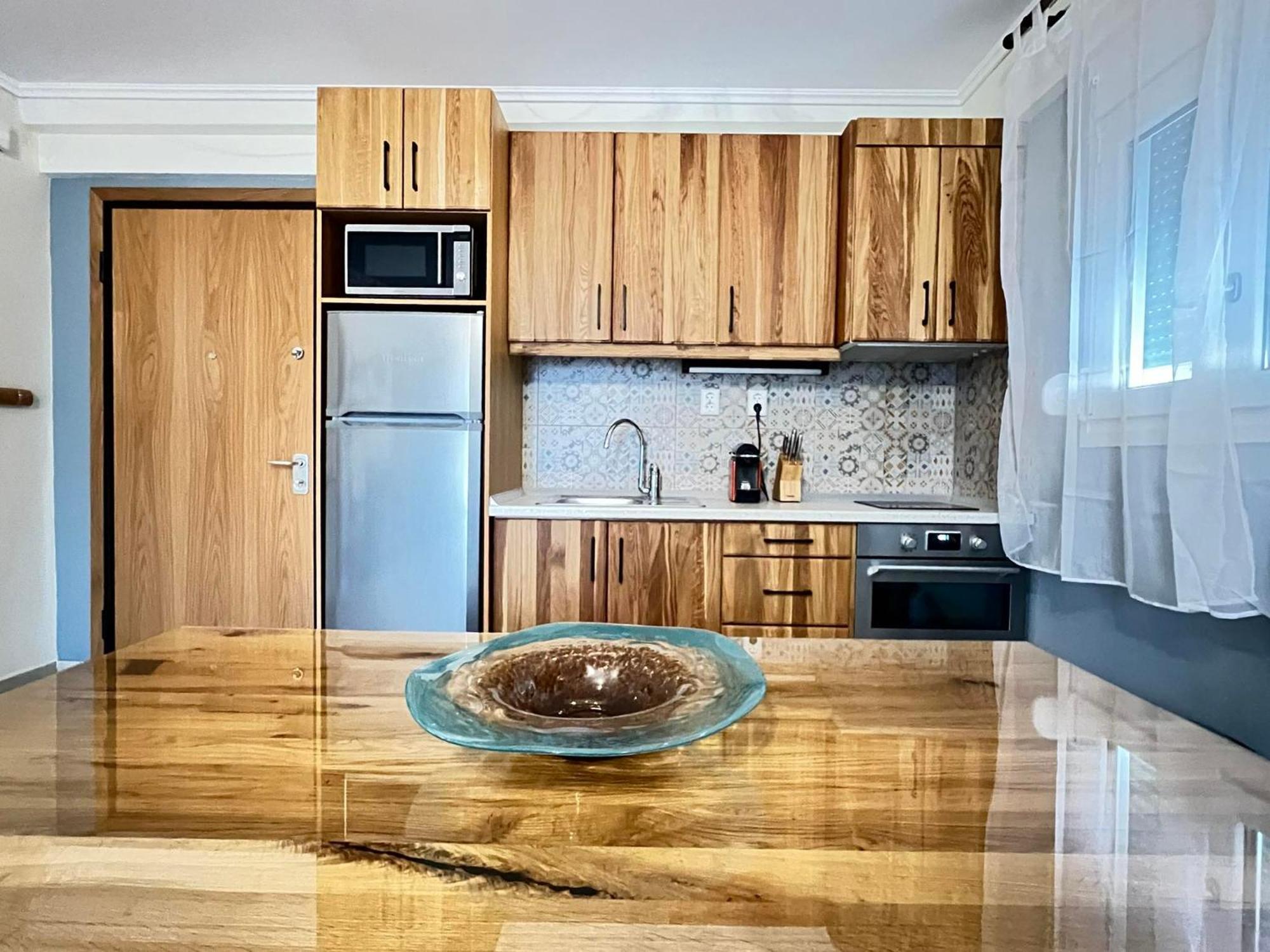 Steel & Oak Vintage Apartments 카발라 외부 사진